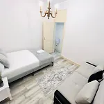 High Standard Rooms Central Lisbon, Super For Tourists